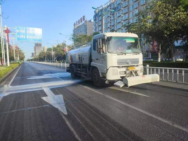 漯河：城管人坚守“五一”岗位 助推城市高质量发展