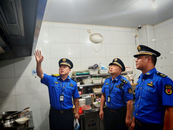 焦作：“高温守护”织密城市安全“防护网”