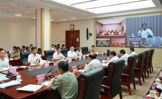 农业农村部召开全国渔业安全生产视频会议强调 全面强化海洋渔船安全监管 集中开展海洋渔船安全生产专项整治 坚决筑牢渔业安全生产防线 农业农村部召开全国渔业安全生产视频会议强调 全面强化海洋渔船安全监管 集中开展海洋渔船安全生产专项整治 坚决筑牢渔业安全生产防线