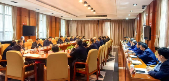 省住房城乡建设厅党组召开会议传达学习党的...