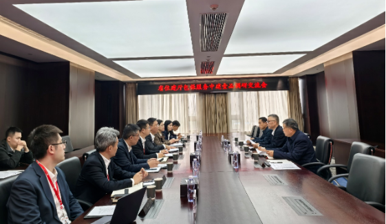 刘南中一行赴中建壹品开展服务企业帮扶